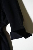 画像6: TENNE HANDCRAFTED MODERN  WEIST SHIRRING DRESS WITH CAPE  col. BLACK×BLACK