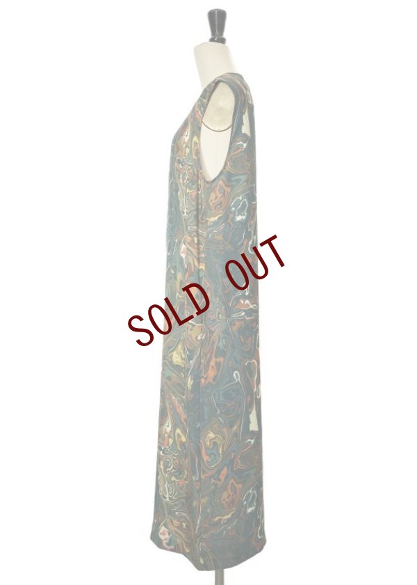 画像3: Dessin de mode　 バックスリットノースリーブワンピース　 col.GREEN MARBLE