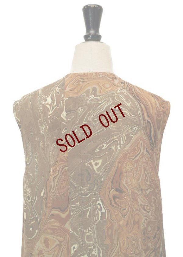 画像6: Dessin de mode　 バックスリットノースリーブワンピース　 col.BROWN MARBLE