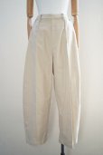 画像1: 10 HANDCRAFTED MODERN　<br />CURVE PANTS　<br />col. BEIGE (1)