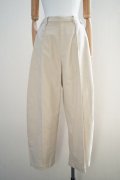 10 HANDCRAFTED MODERN　 CURVE PANTS　 col. BEIGE