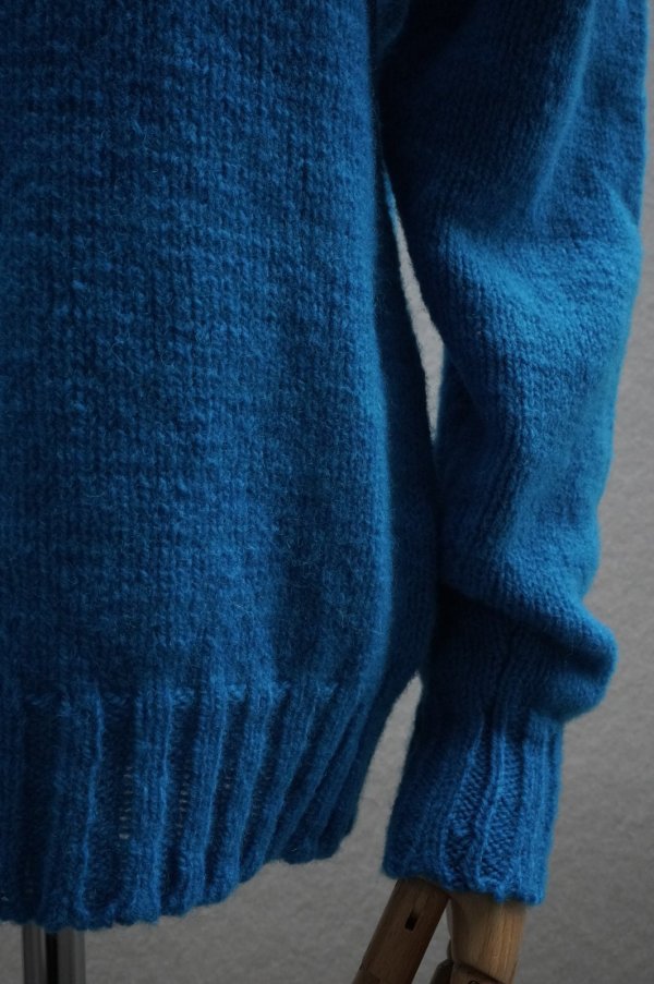 画像4: Cecile Tulkens　 HOMEMADE WIDE V NECK　 col. PETROL