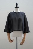 画像1: TENNE HANDCRAFTED MODERN　 ORGANZA SHORT PULLOVER　 col. BLACK (1)