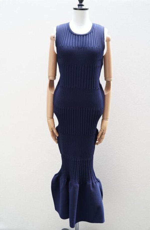 画像1: CFCL　 FLUTED  SLEEVELESS DRESS　 col.NAVY (1)