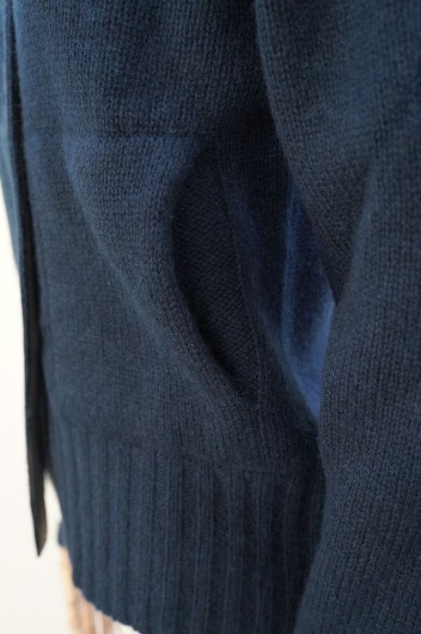 画像7: eleven 2nd   Yak Cardigan with Muff Pocket  col.Deep Forest