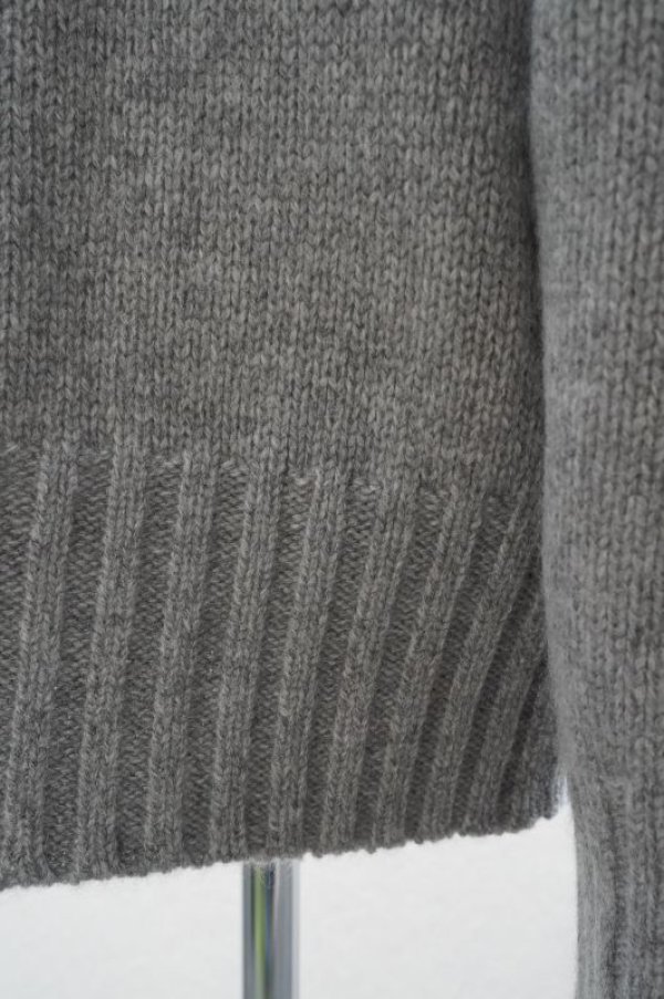 画像9: eleven 2nd   Yak Chunky V-neck Cardigan  col.Grey