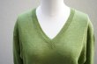 画像2: eleven 2nd　 Fine Linen V-neck Jumper　 col.Leaf Green (2)