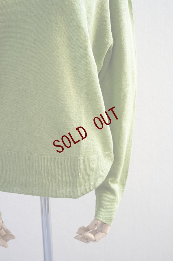 画像3: eleven 2nd　 Fine Linen V-neck Jumper　 col.Leaf Green
