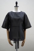 画像1: TENNE HANDCRAFTED MODERN　<br />ORGANZA HALF SLEEVE PULLOVER　<br />col. BLACK (1)