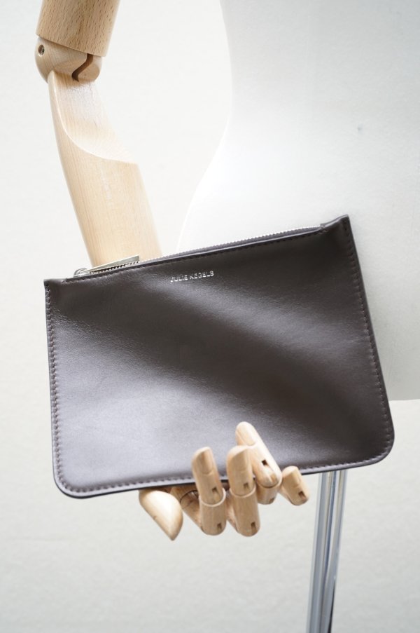 画像2: JULIE KEGELS　 BICHE - CUSHION BAG　 col. CHOCLAT BROWN