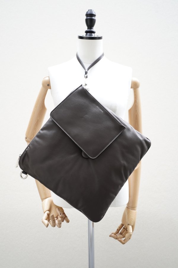 画像5: JULIE KEGELS　 BICHE - CUSHION BAG　 col. CHOCLAT BROWN