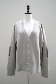 画像2: eleven 2nd【MENS】　<br />Australian Lamb's Wool　<br />Elbow Patch V-CD　<br />col.Stone (2)