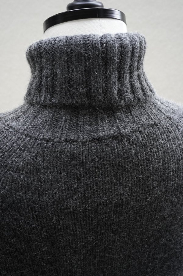 画像6: eleven 2nd　 Yak　 Turtle Neck Jumper　 col.Charcoal