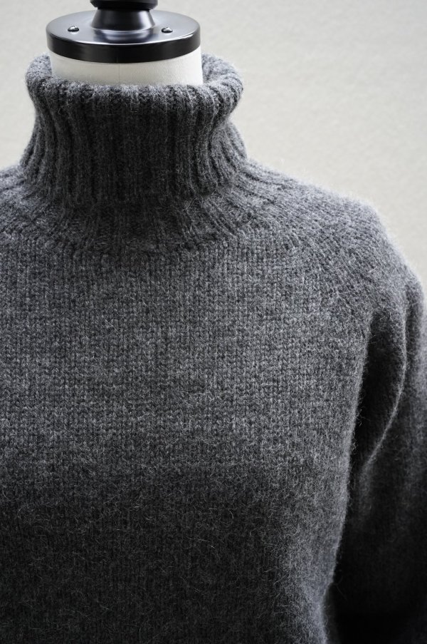 画像3: eleven 2nd　 Yak　 Turtle Neck Jumper　 col.Charcoal