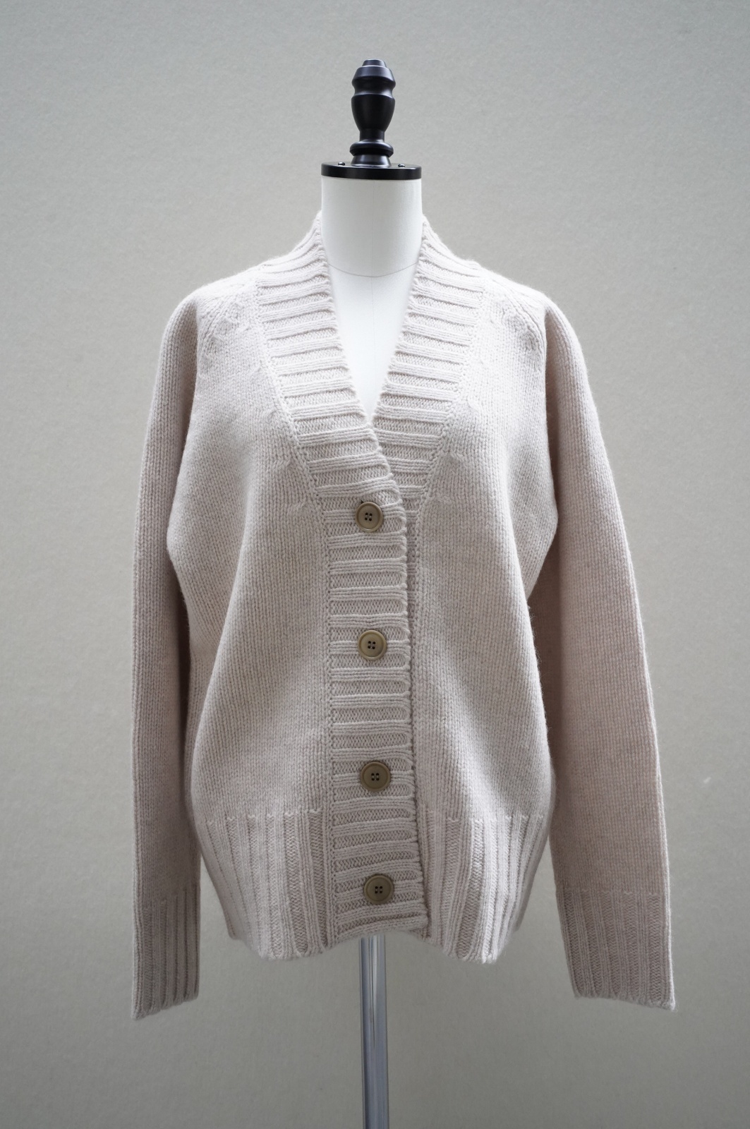 eleven 2nd　Yak Lambswool　Chunky V-neck Cardigan　col.Pale Pink