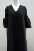 画像1: CFCL　 POTTERY SHORT BELL SLEEVE FLARE DRESS　 col.BLACK (1)