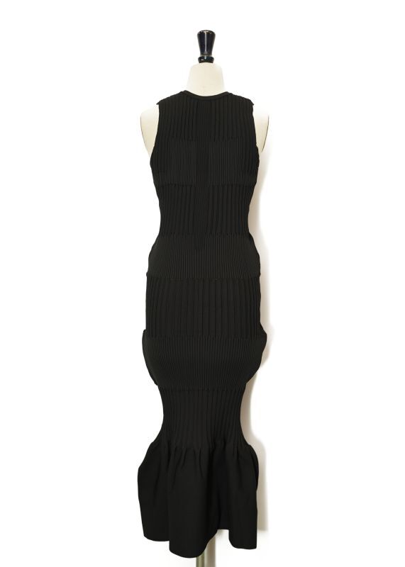 CFCL FLUTED DRESS 1 col.BLACK - rollot