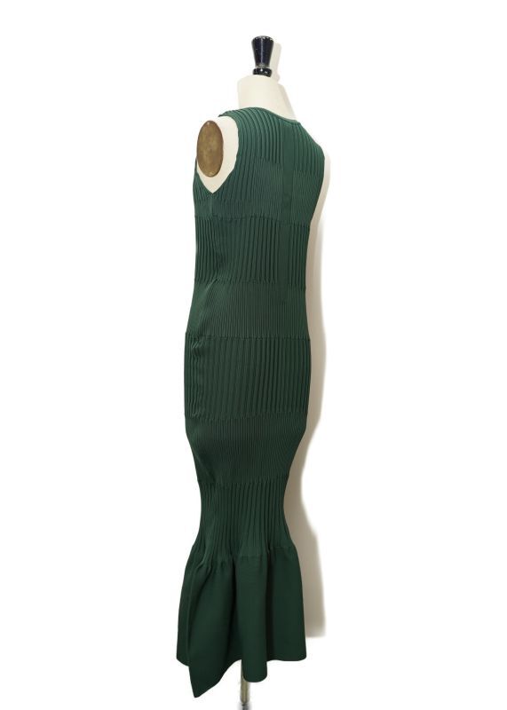 CFCL FLUTED DRESS 1 col.GREEN - rollot